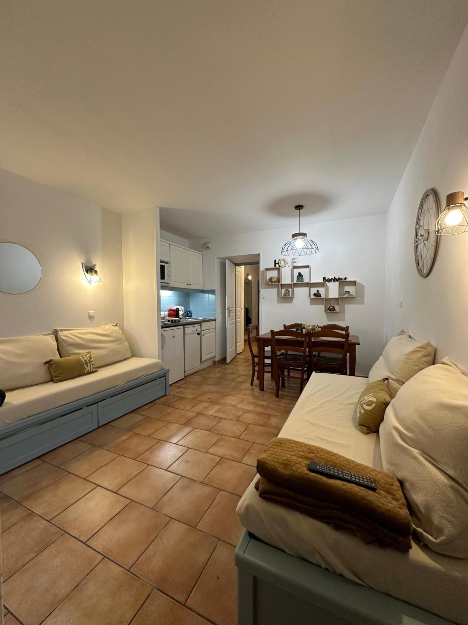 Cosy Ground Floor 4005,La Residence Du Golf Довил Екстериор снимка